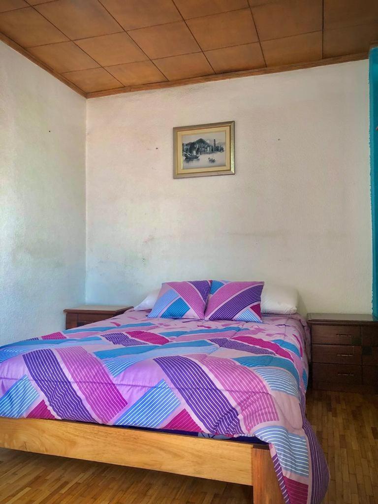 Hostal Cafe Tiana Latacunga Εξωτερικό φωτογραφία