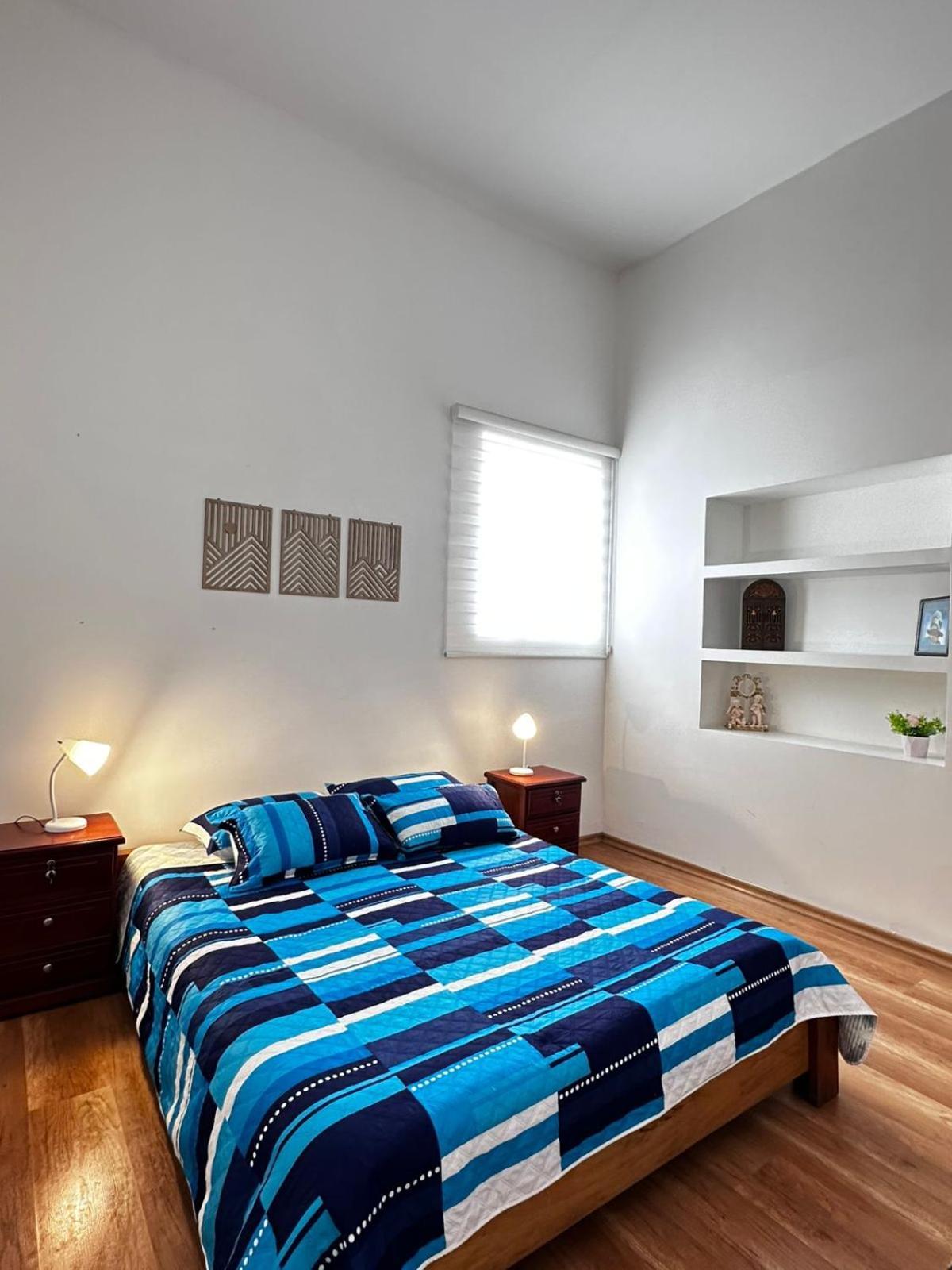 Hostal Cafe Tiana Latacunga Δωμάτιο φωτογραφία